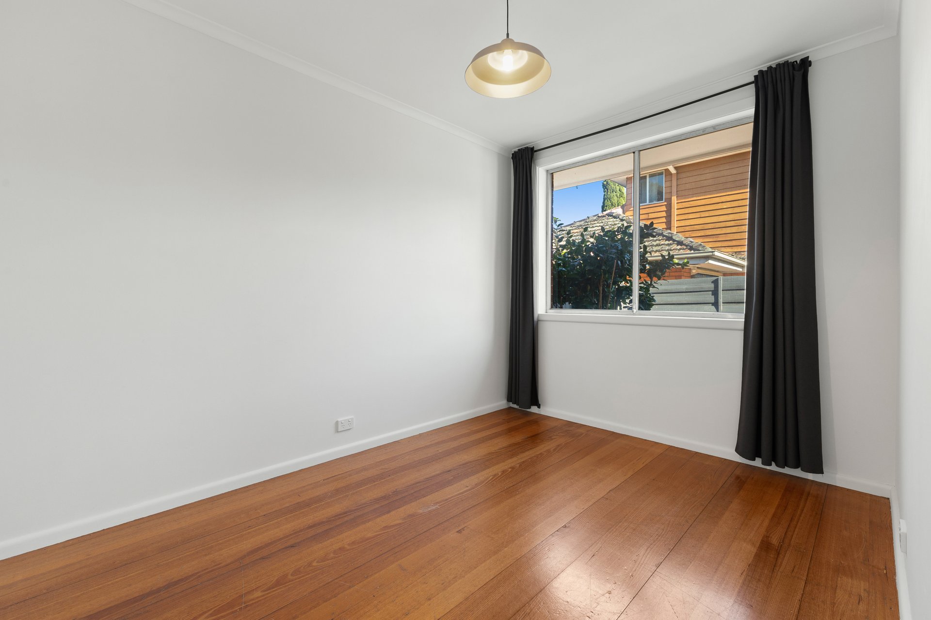 2/665-667 Waverley Road, Glen Waverley image 7