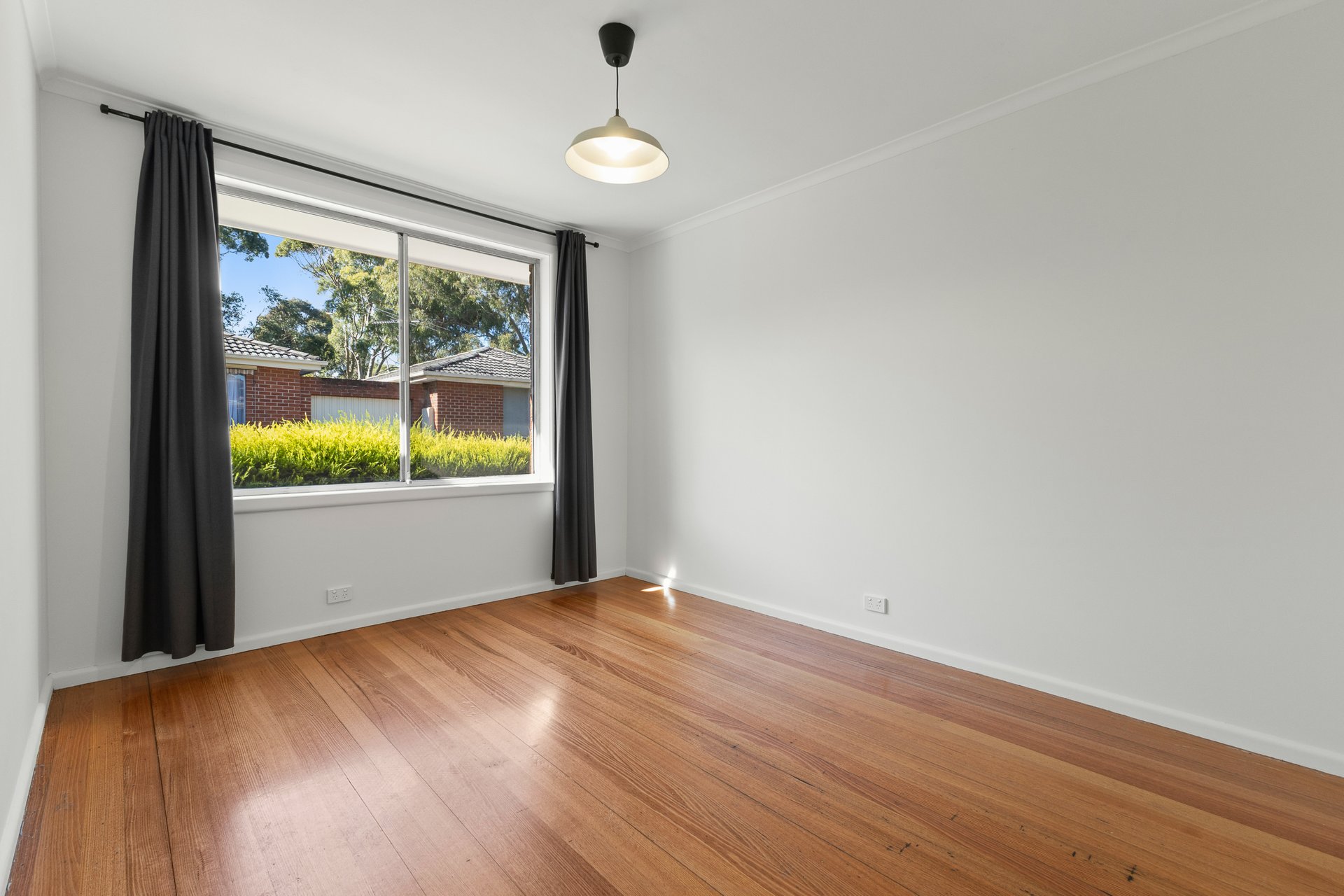 2/665-667 Waverley Road, Glen Waverley image 5