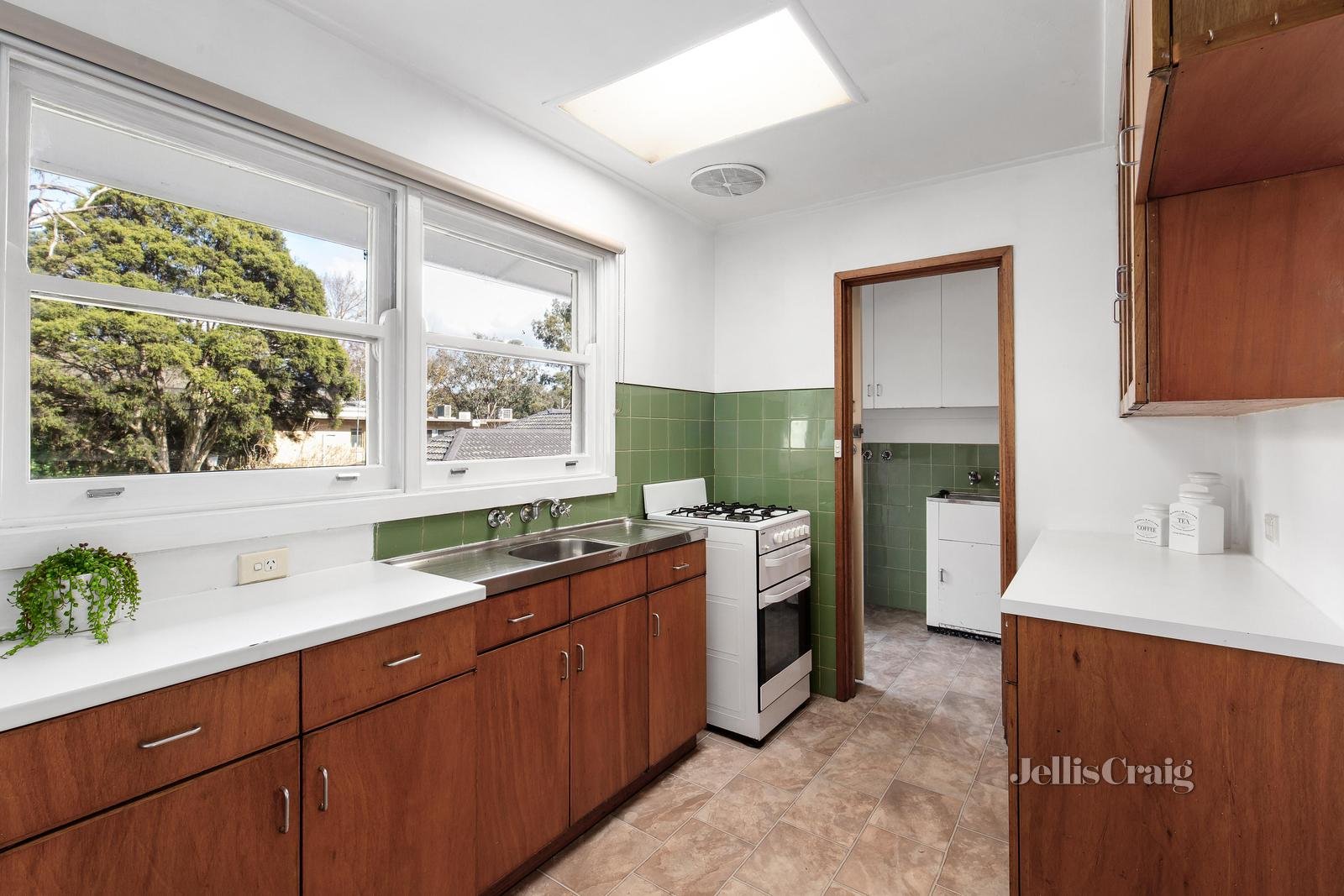 2/666 Main Road, Eltham image 3