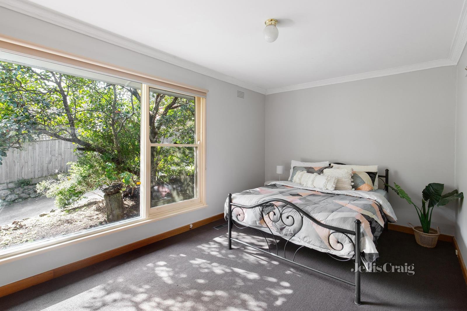 2/666 Main Road, Eltham image 6
