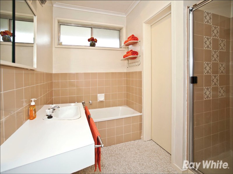 2/67 Cypress Avenue, Glen Waverley image 8
