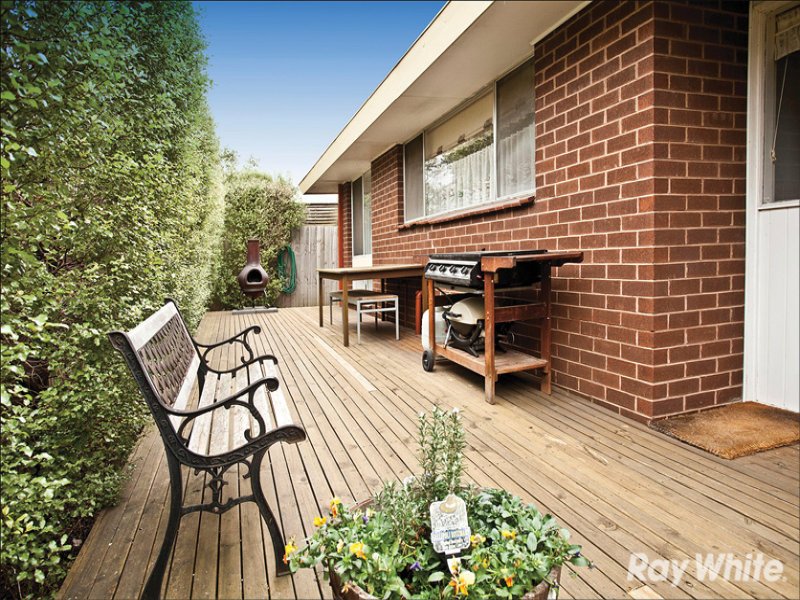 2/67 Cypress Avenue, Glen Waverley image 9