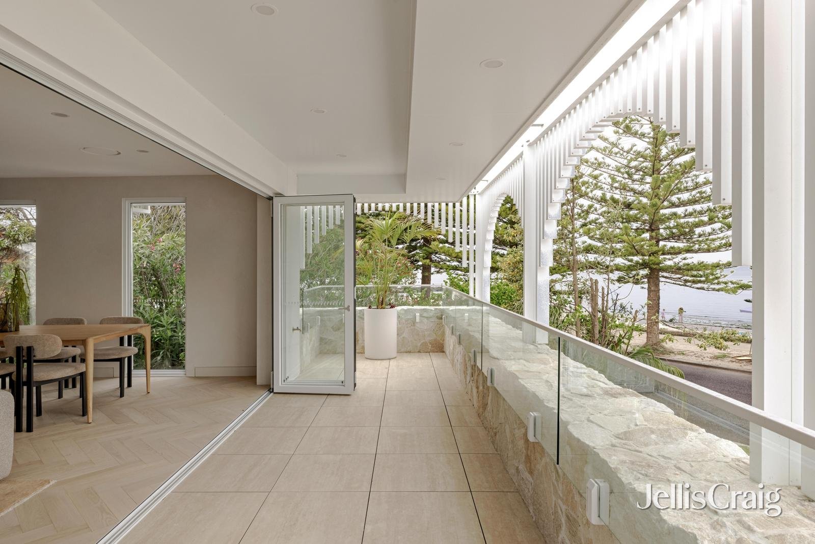 267 Esplanade, Altona image 9