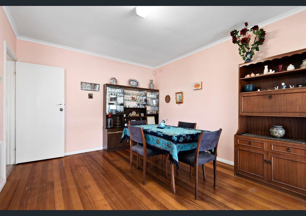 267 Gallaghers Road, Glen Waverley image 4