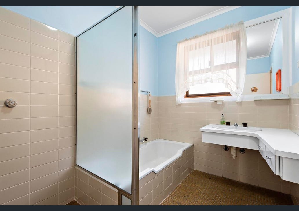 267 Gallaghers Road, Glen Waverley image 6