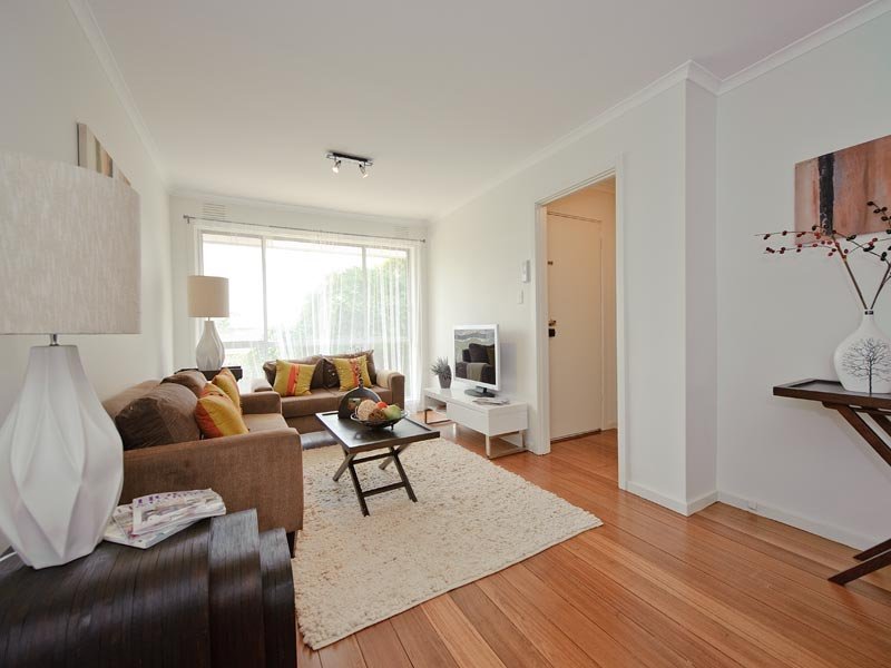 2/67 Medway Street, Box Hill North image 4