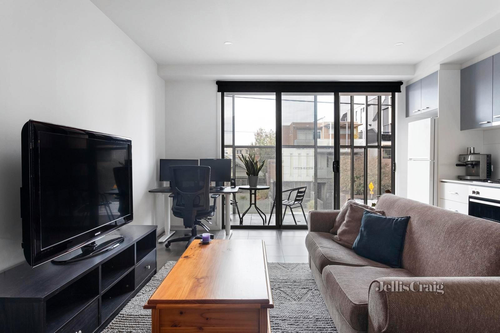 2/67 Nicholson Street, Brunswick East image 3