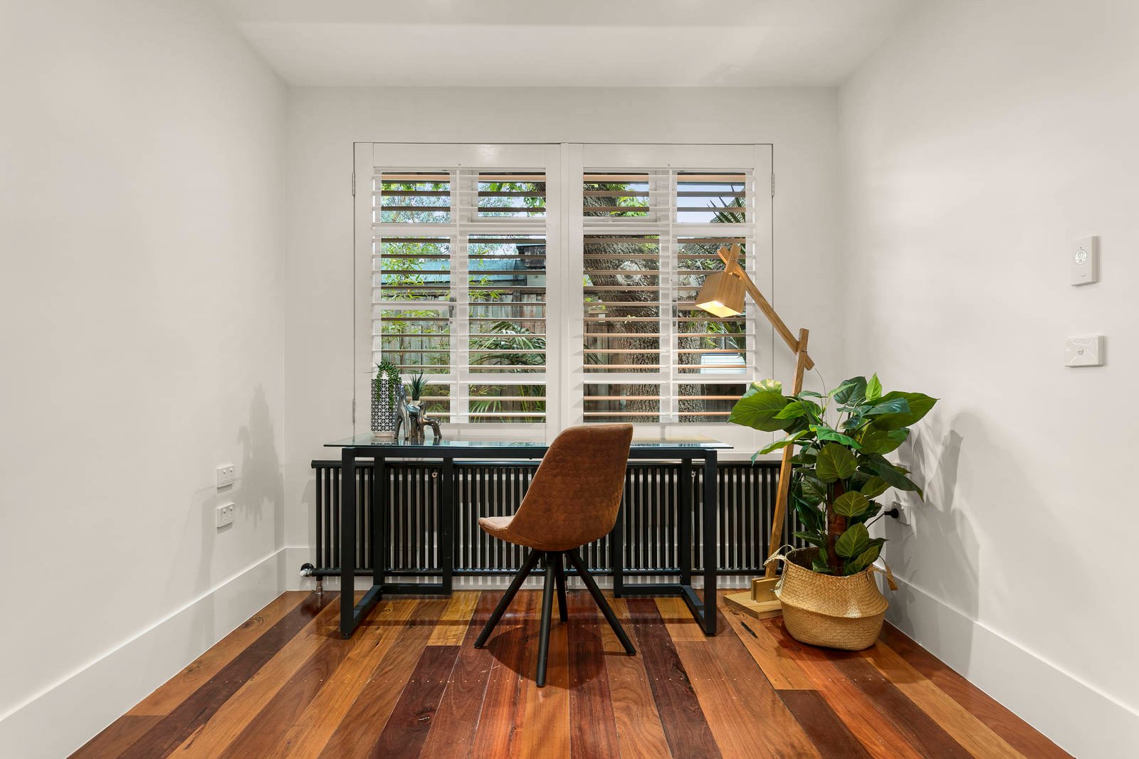 Property Gallery Thumbnail 9