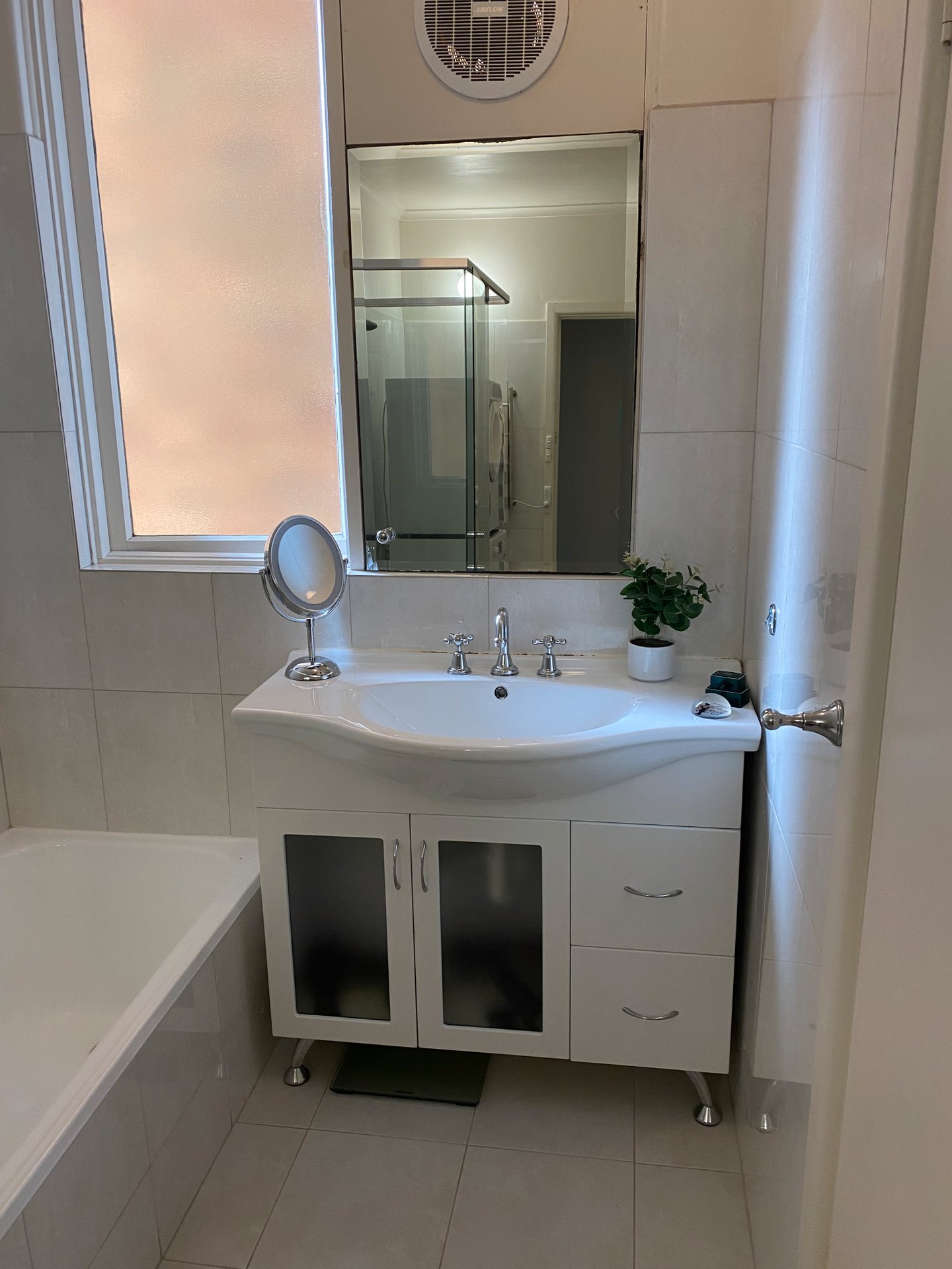 2/677 Toorak Road, Toorak image 6