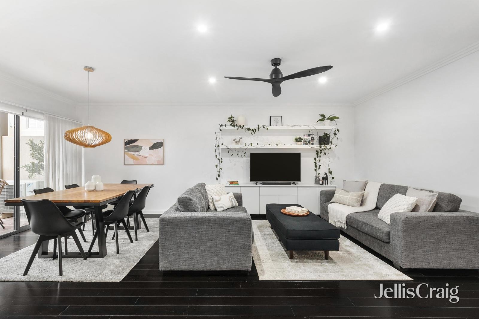 26/781 Whitehorse Road, Mont&nbsp;Albert image 1