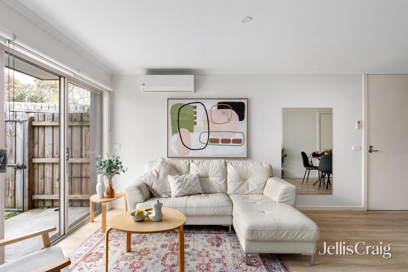 2/67A Haig Street, Heidelberg Heights image 2
