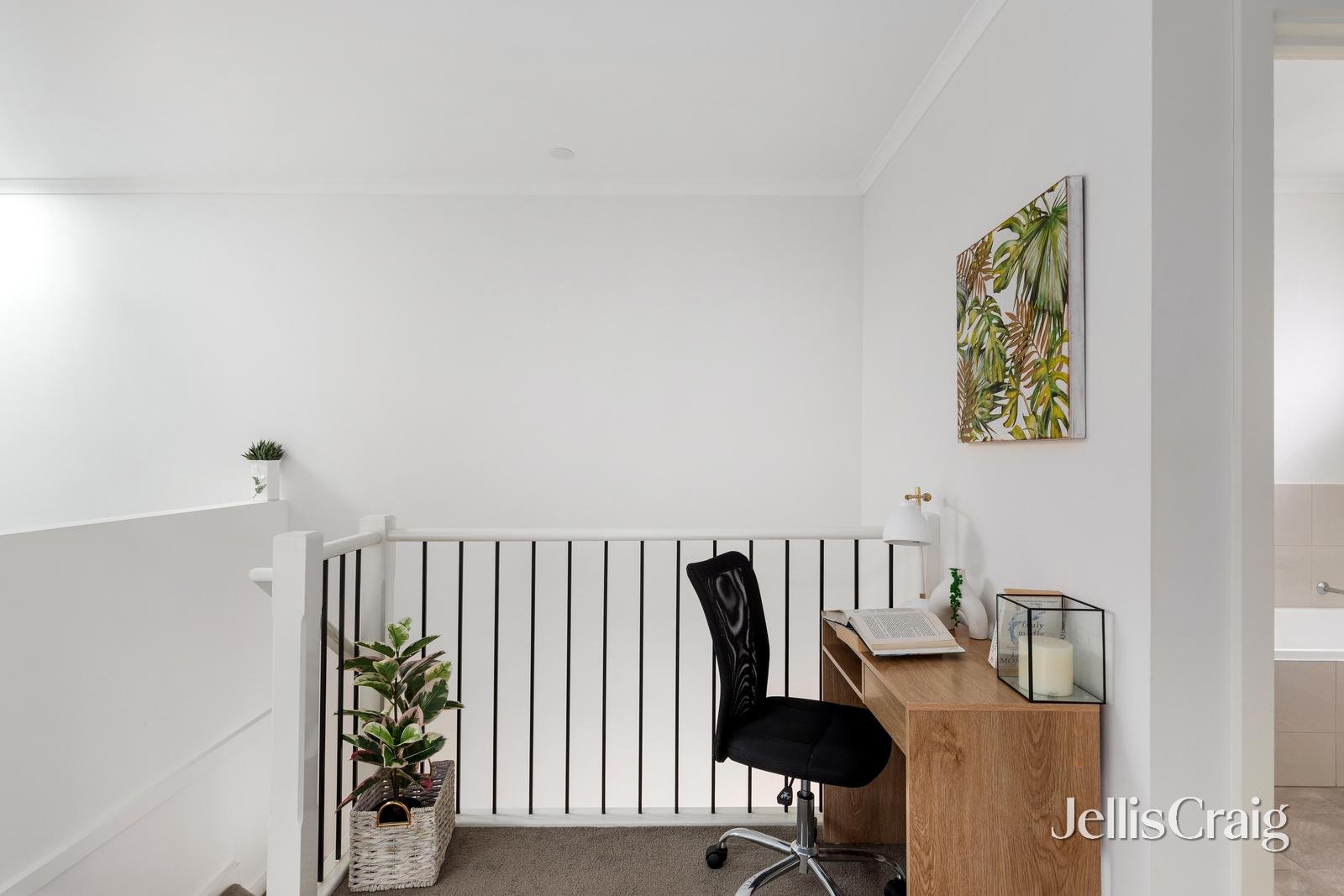 2/67A Haig Street, Heidelberg Heights image 8
