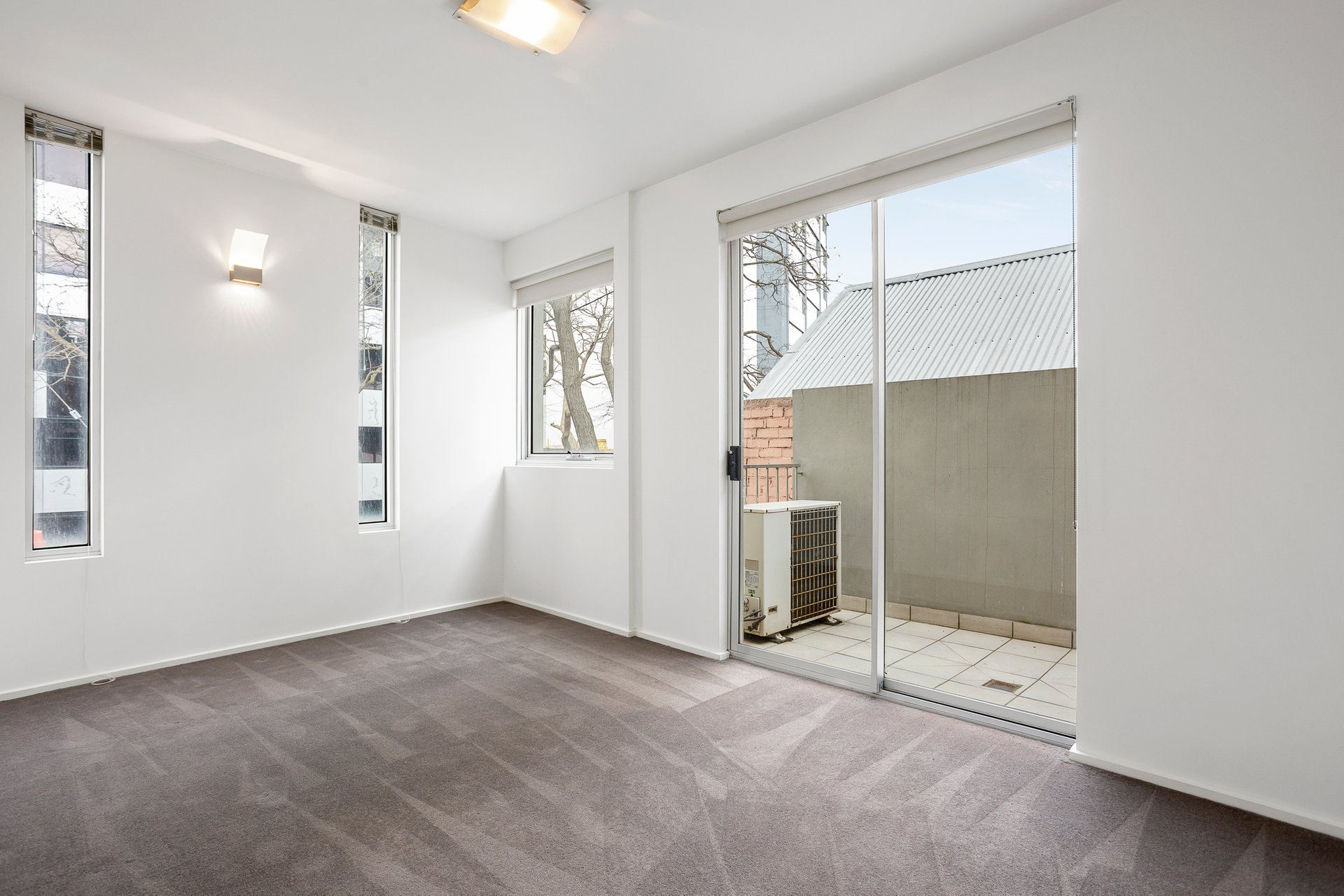 2/68 Eastern Road, South Melbourne image 6