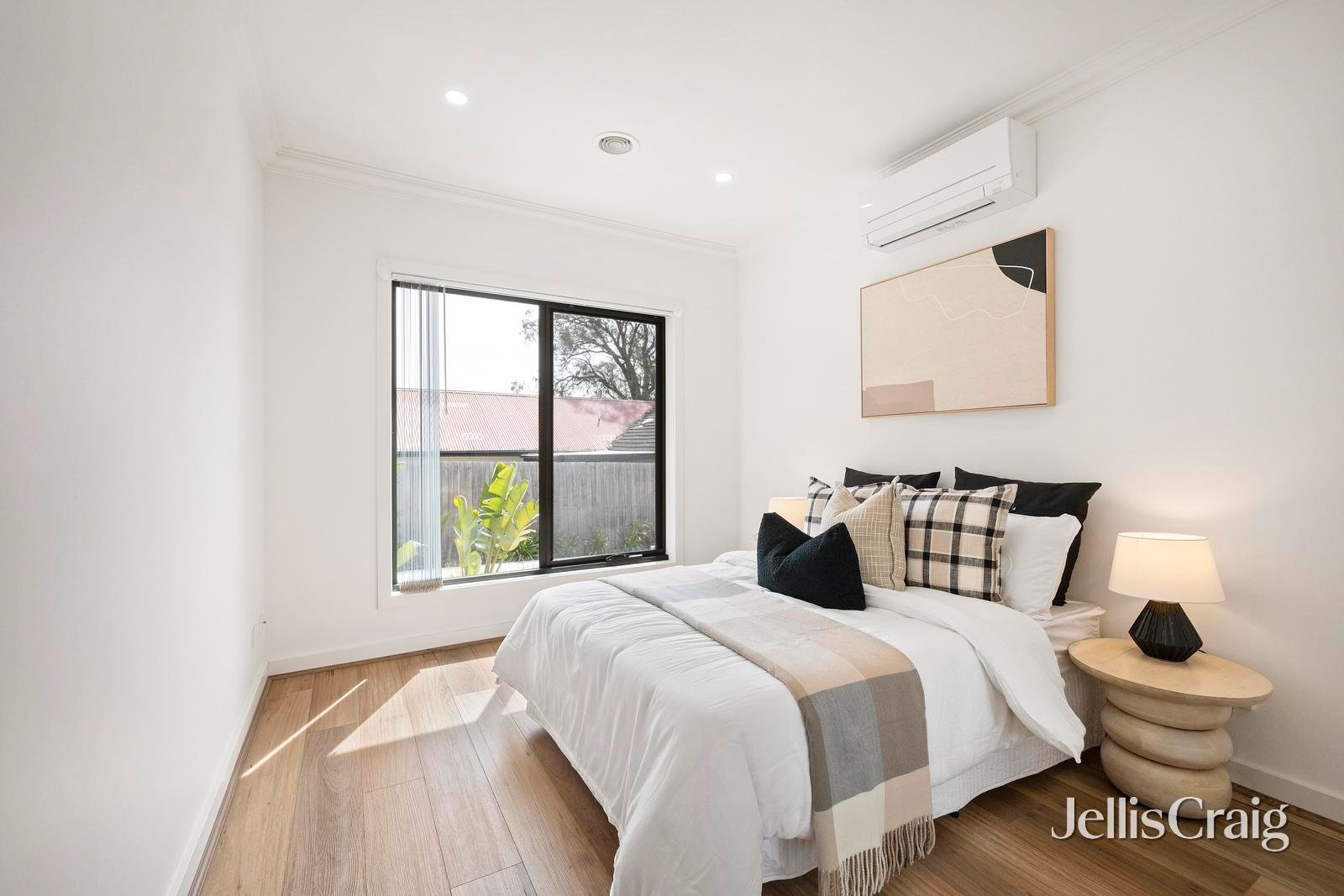 2/68 Faraday Road, Croydon South image 8