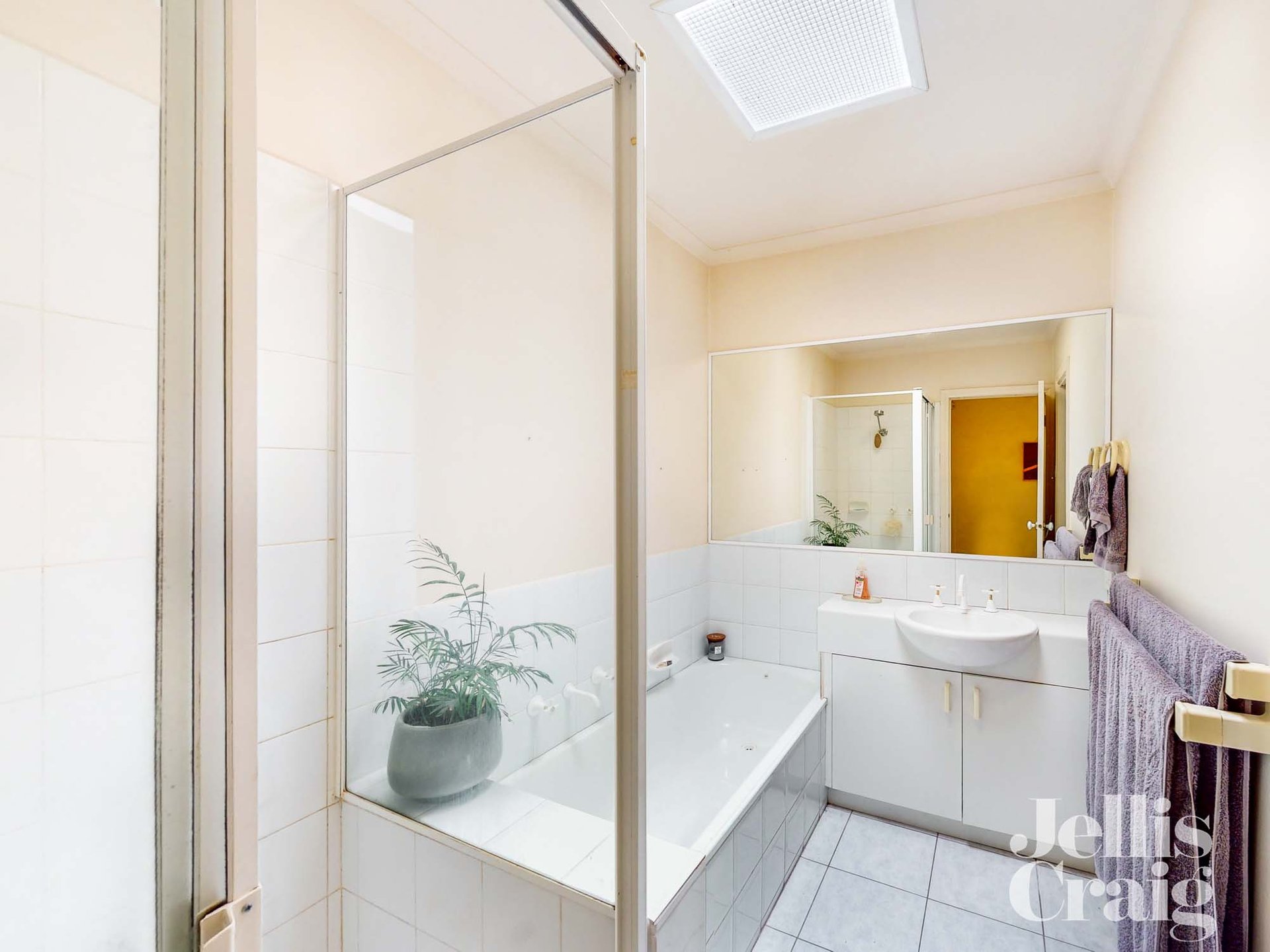 2/68 Fewster Road, Hampton image 6