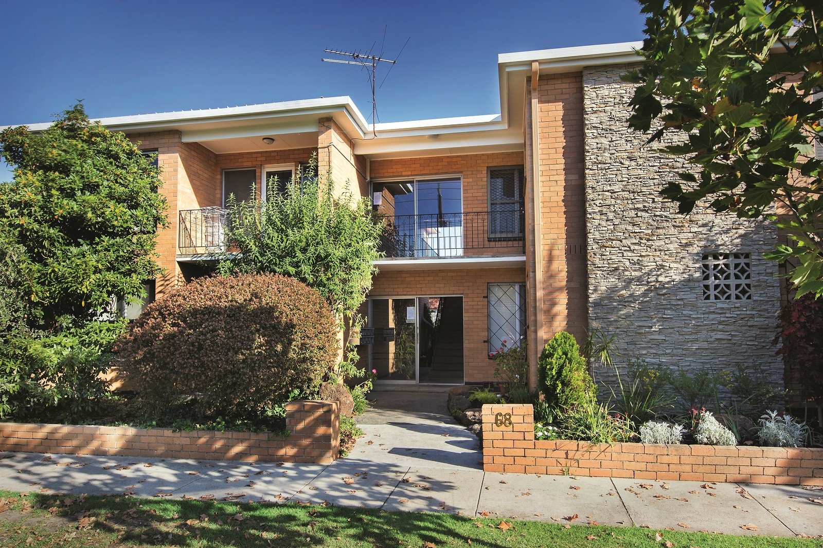 2 / 68 Finch Street MALVERN EAST