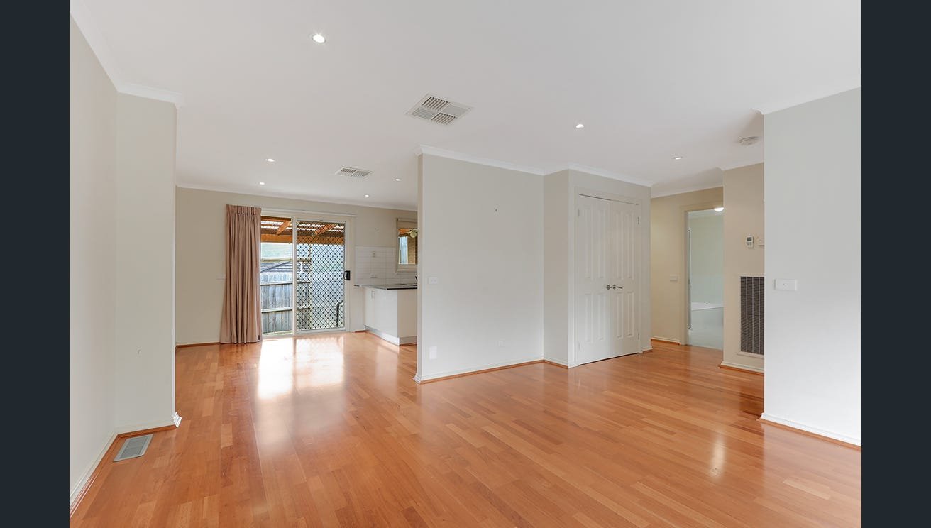 2/68 Oban Road, Ringwood image 2