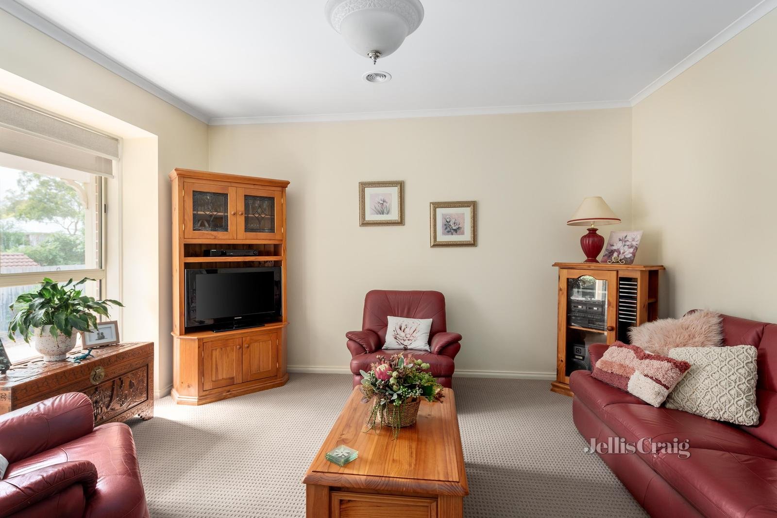 2/68 Sherbourne Road, Montmorency image 4