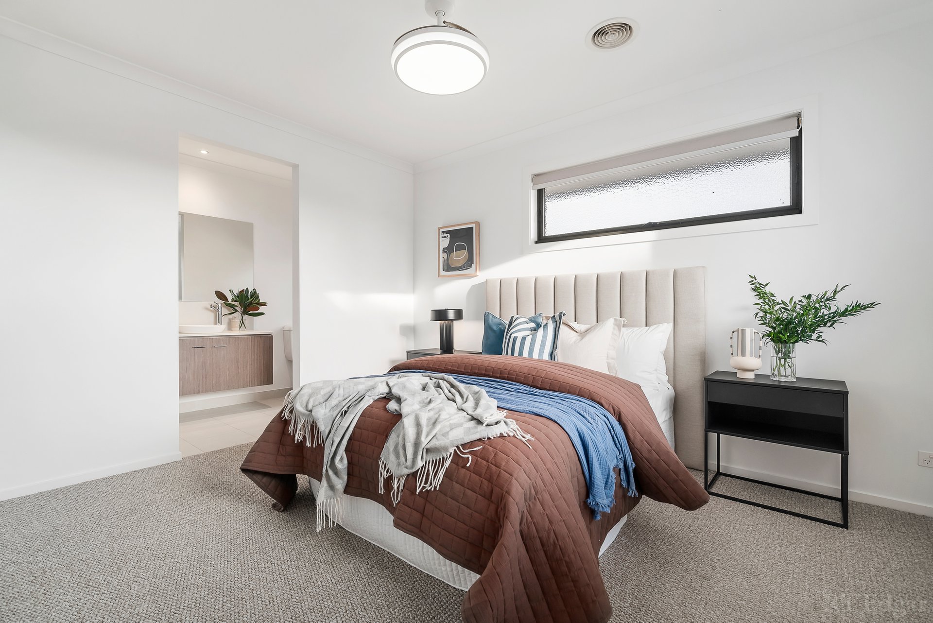 Property Gallery Thumbnail 13