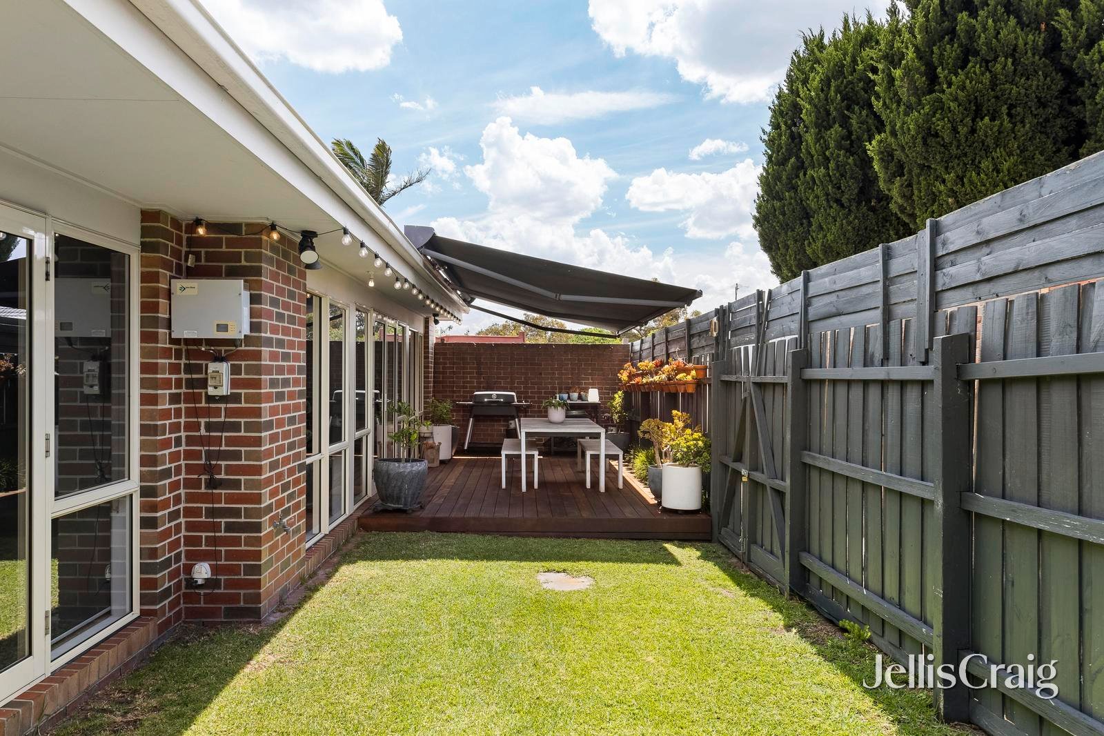2/69 Darebin Road, Thornbury image 6