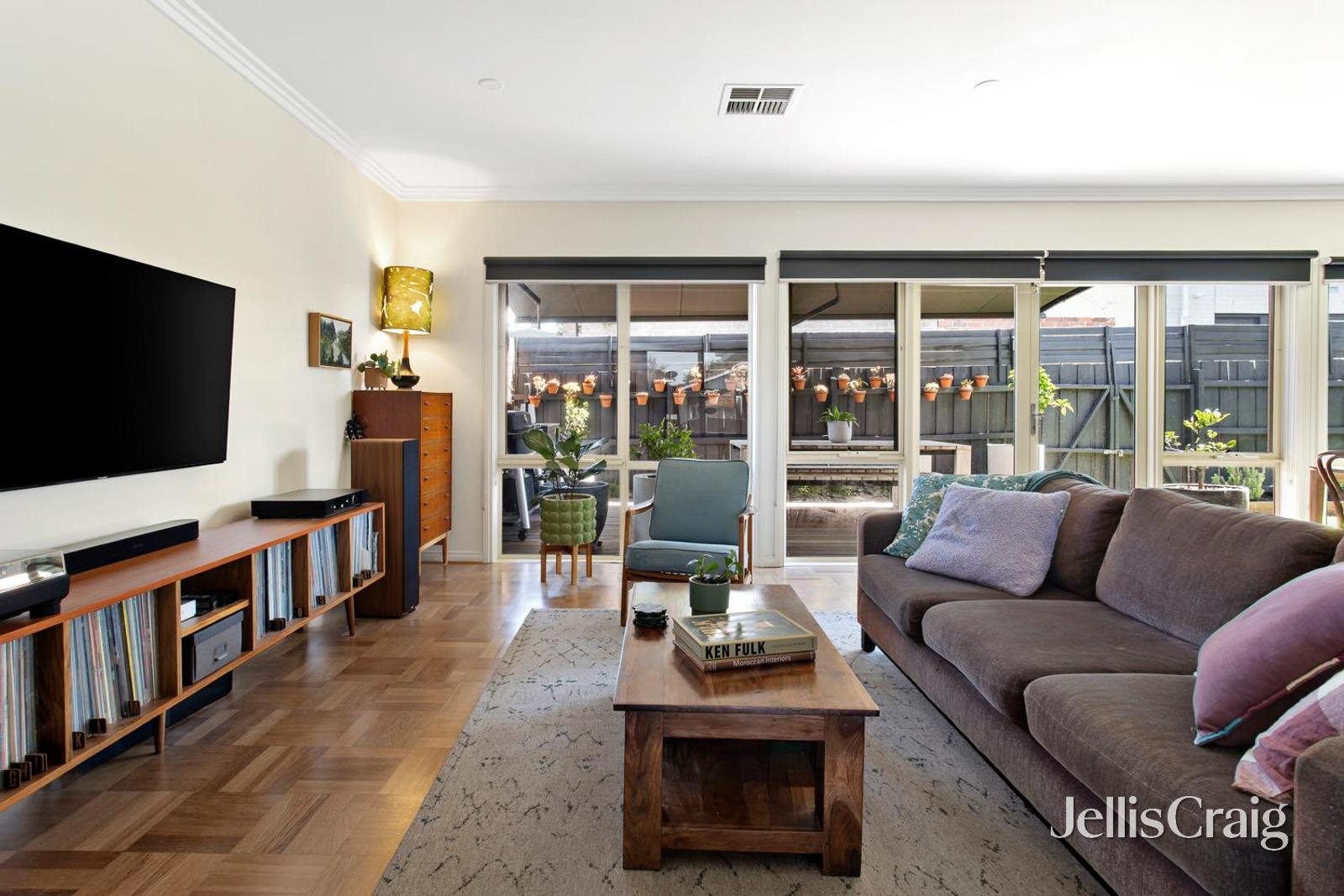 2/69 Darebin Road, Thornbury image 8