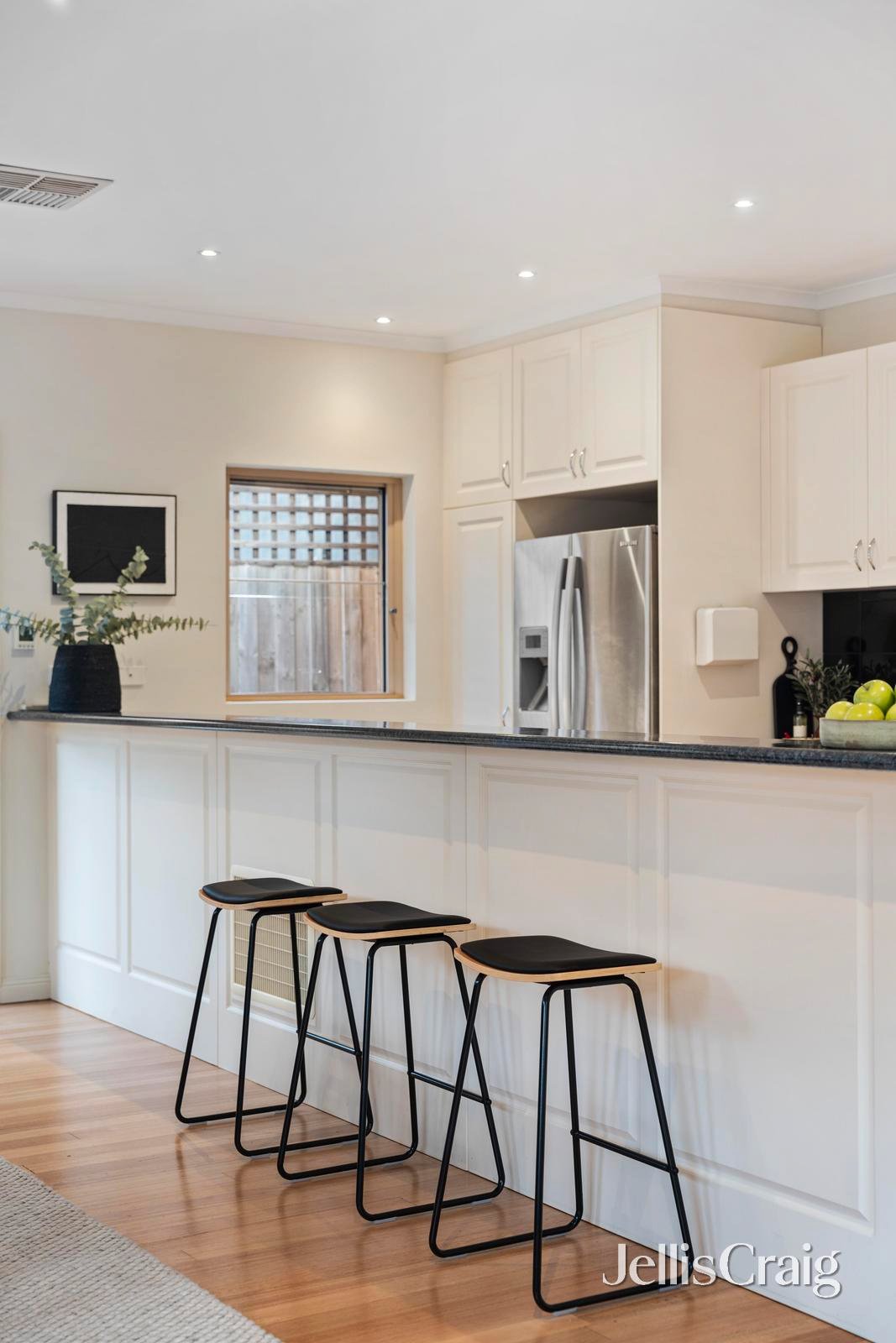 2/69 Koonung Road, Blackburn&nbsp;North image 6
