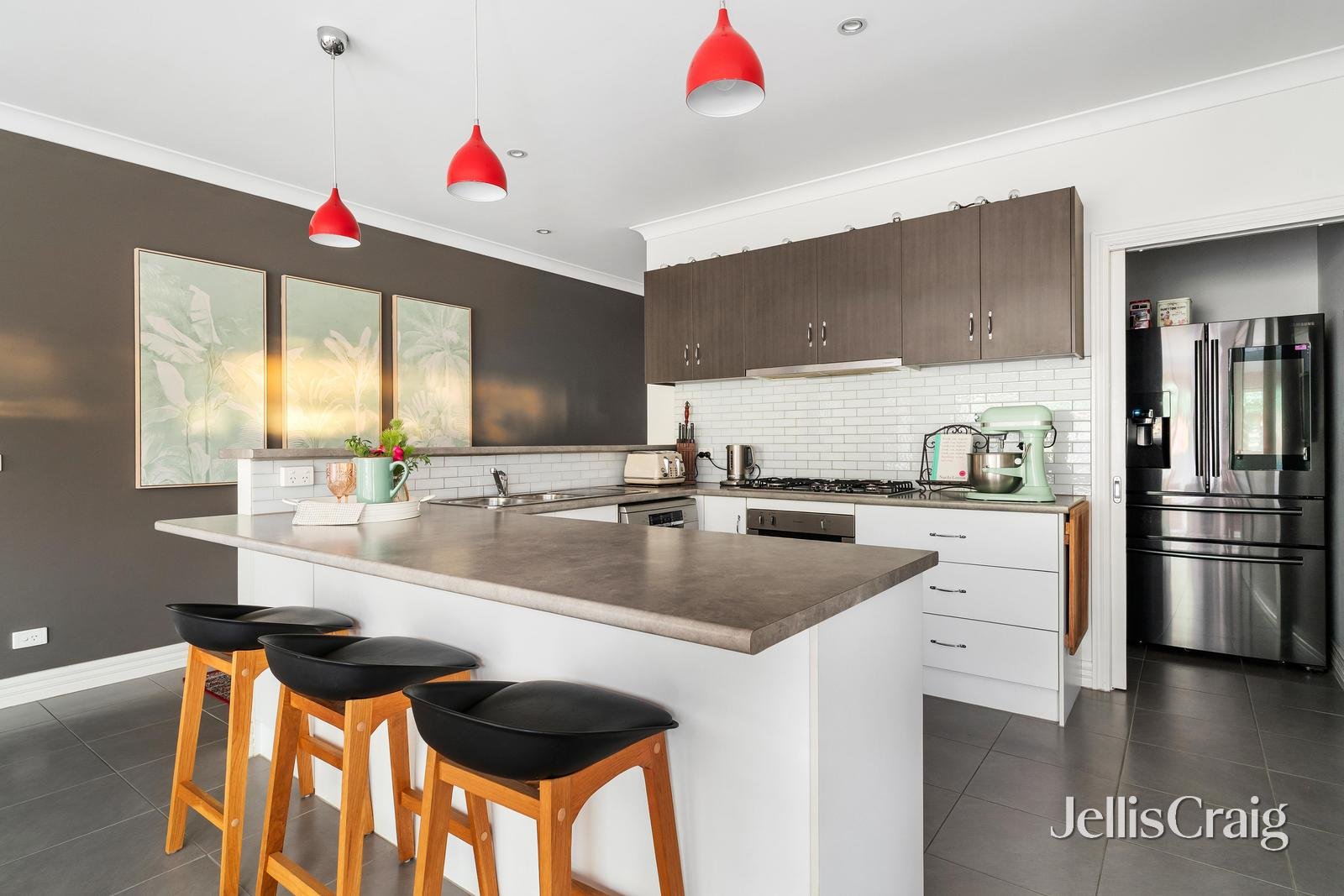 269 Plenty River Drive, Greensborough image 3