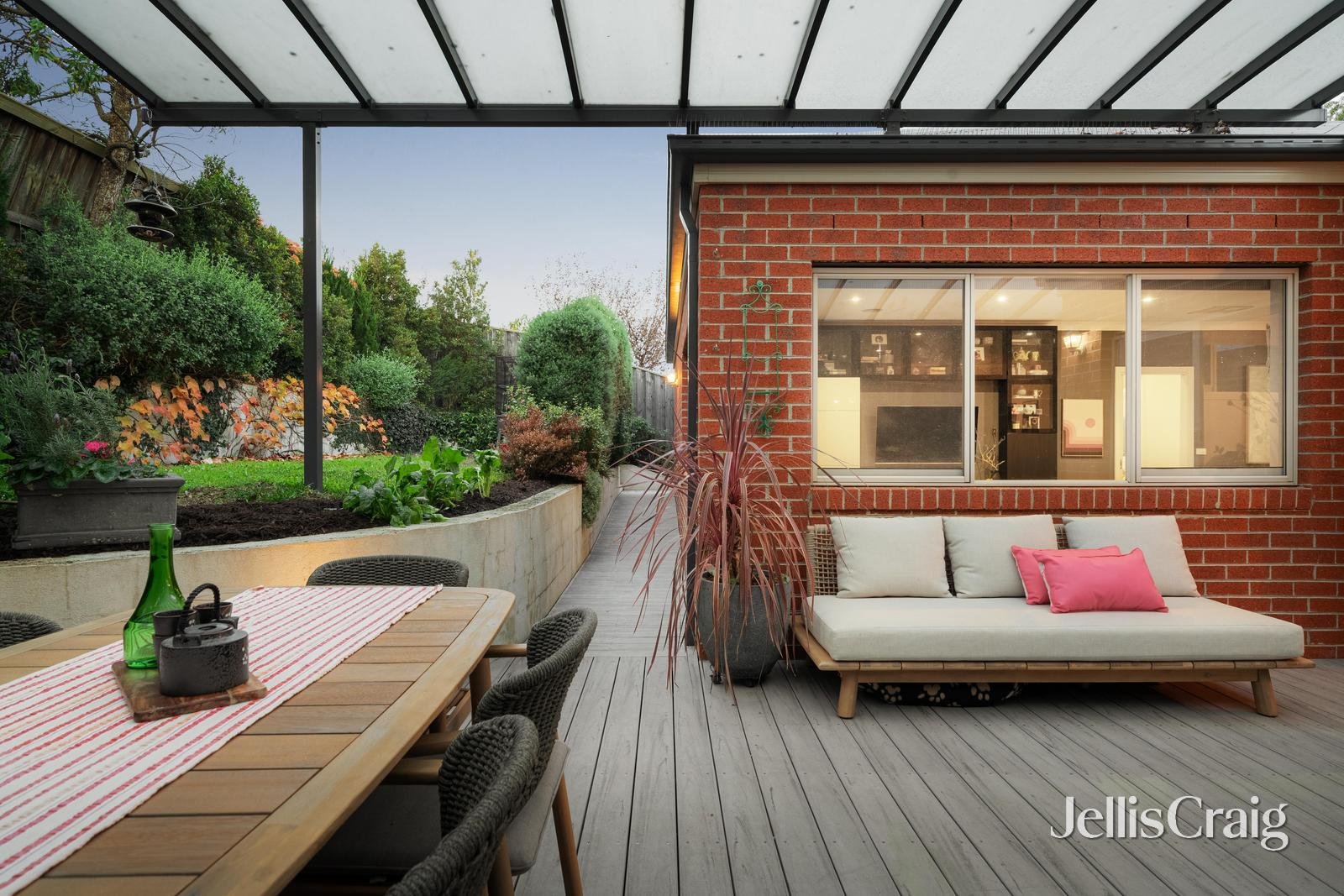 269 Plenty River Drive, Greensborough image 19