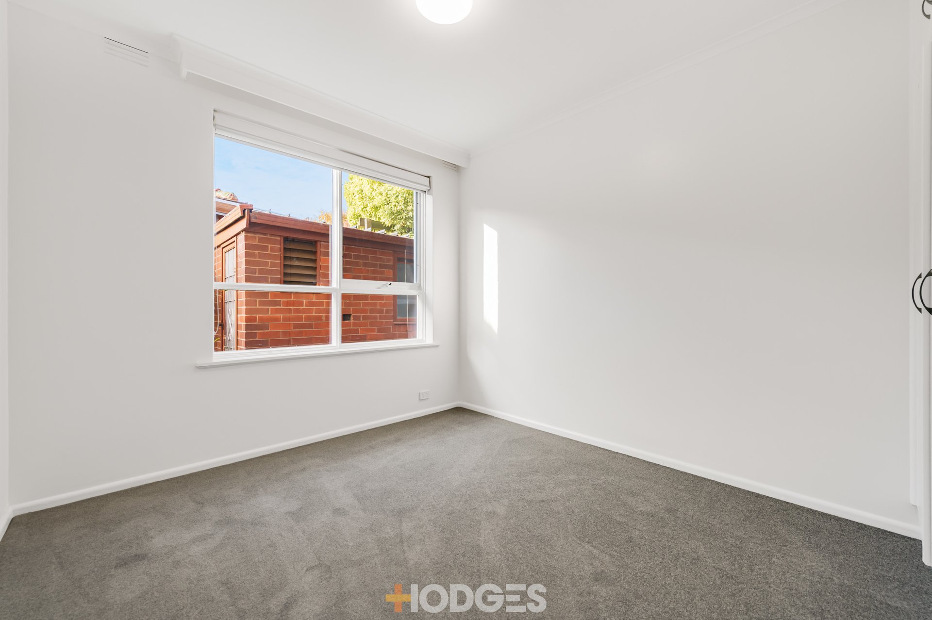 2 / 69 Spray Street Elwood