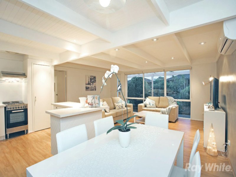 2/69 Whalley Drive, Wheelers Hill image 1