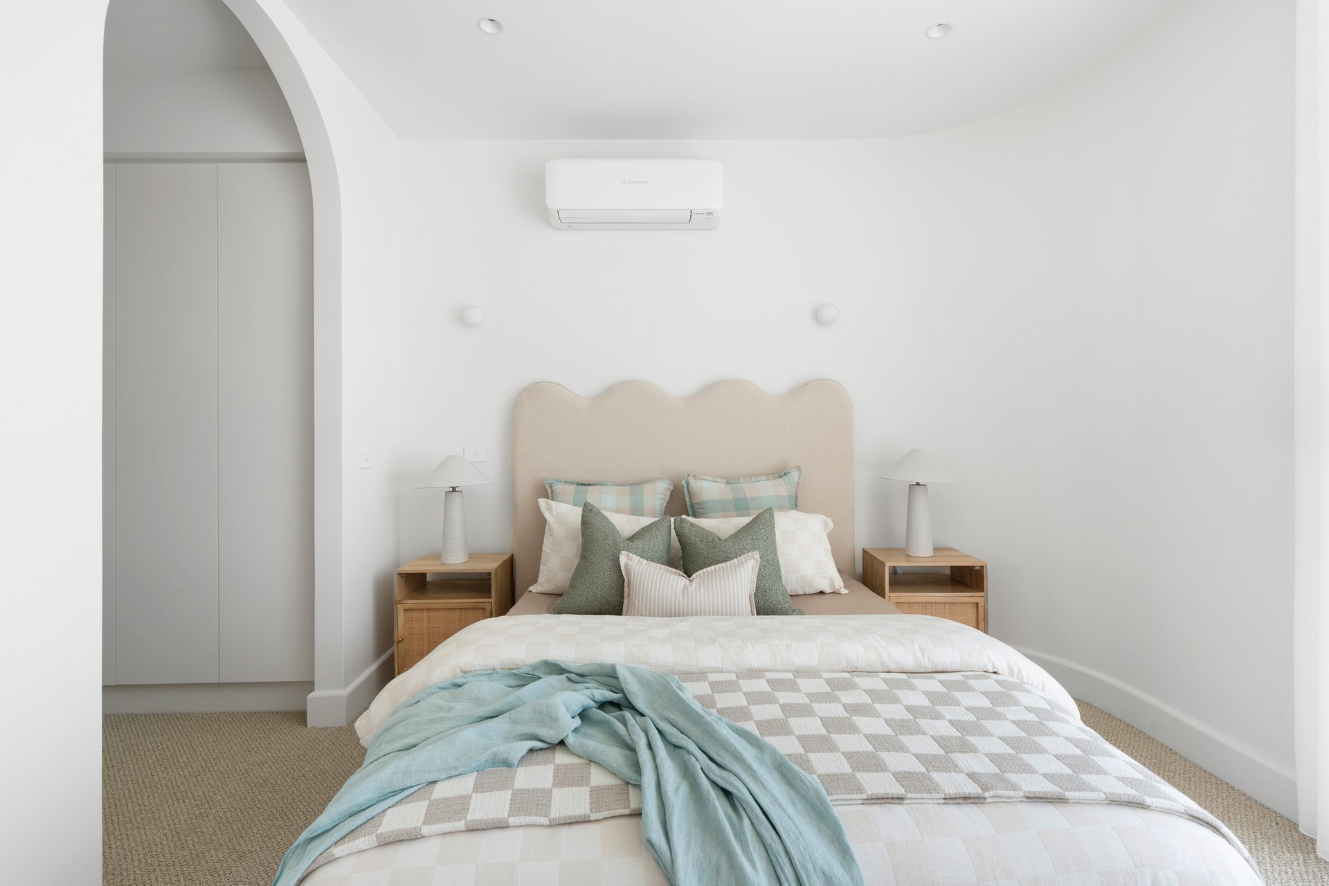 Property Gallery Thumbnail 23