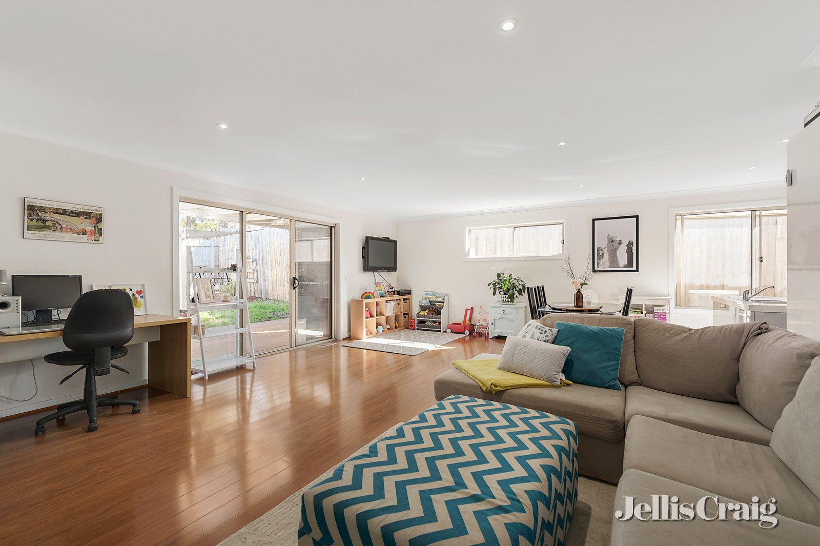 26a Macey Street, Croydon South image 3