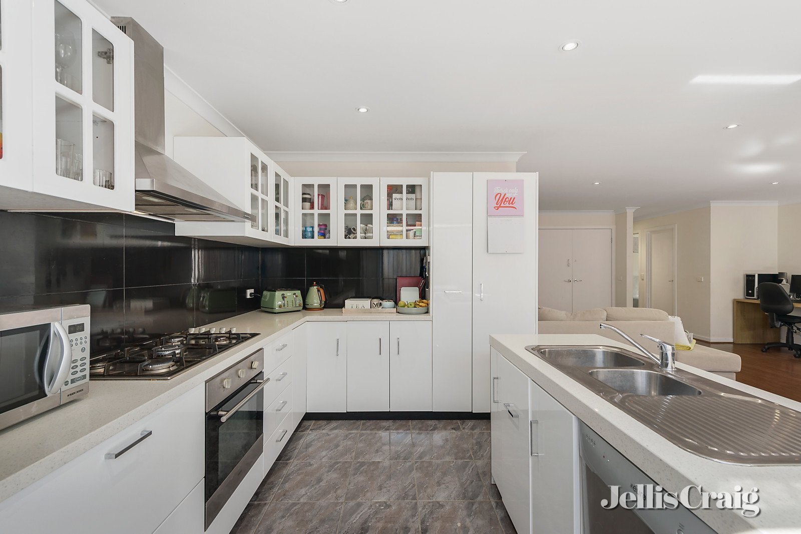26a Macey Street, Croydon South image 4