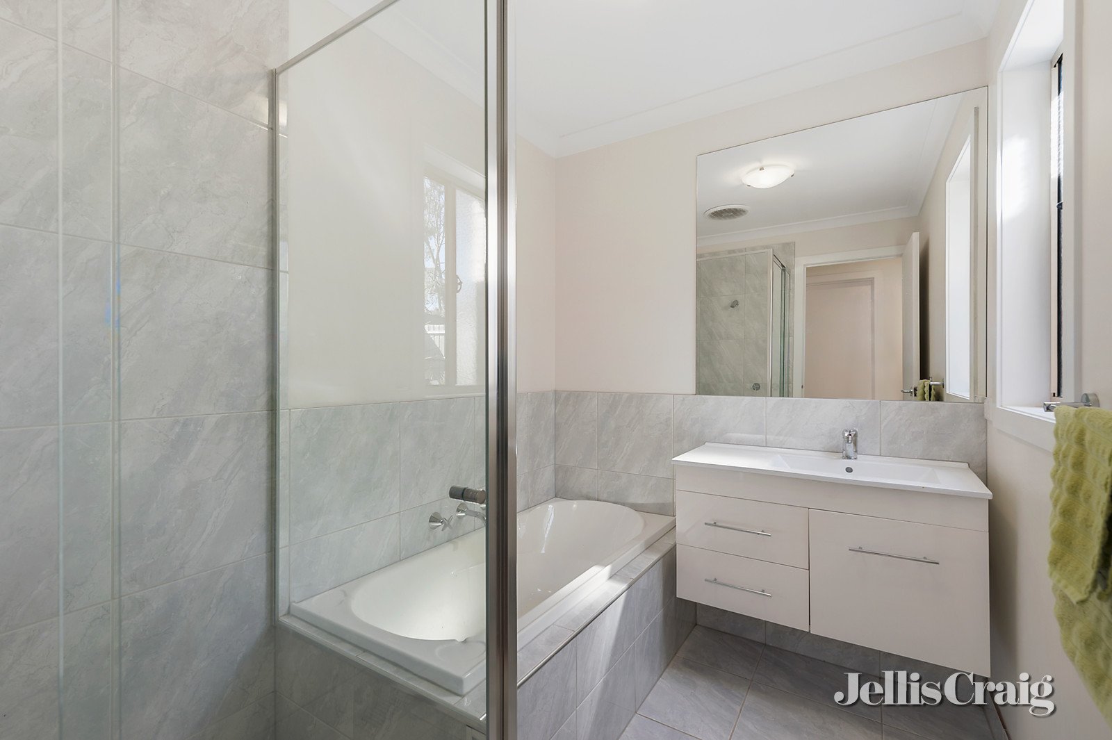 26a Macey Street, Croydon South image 6