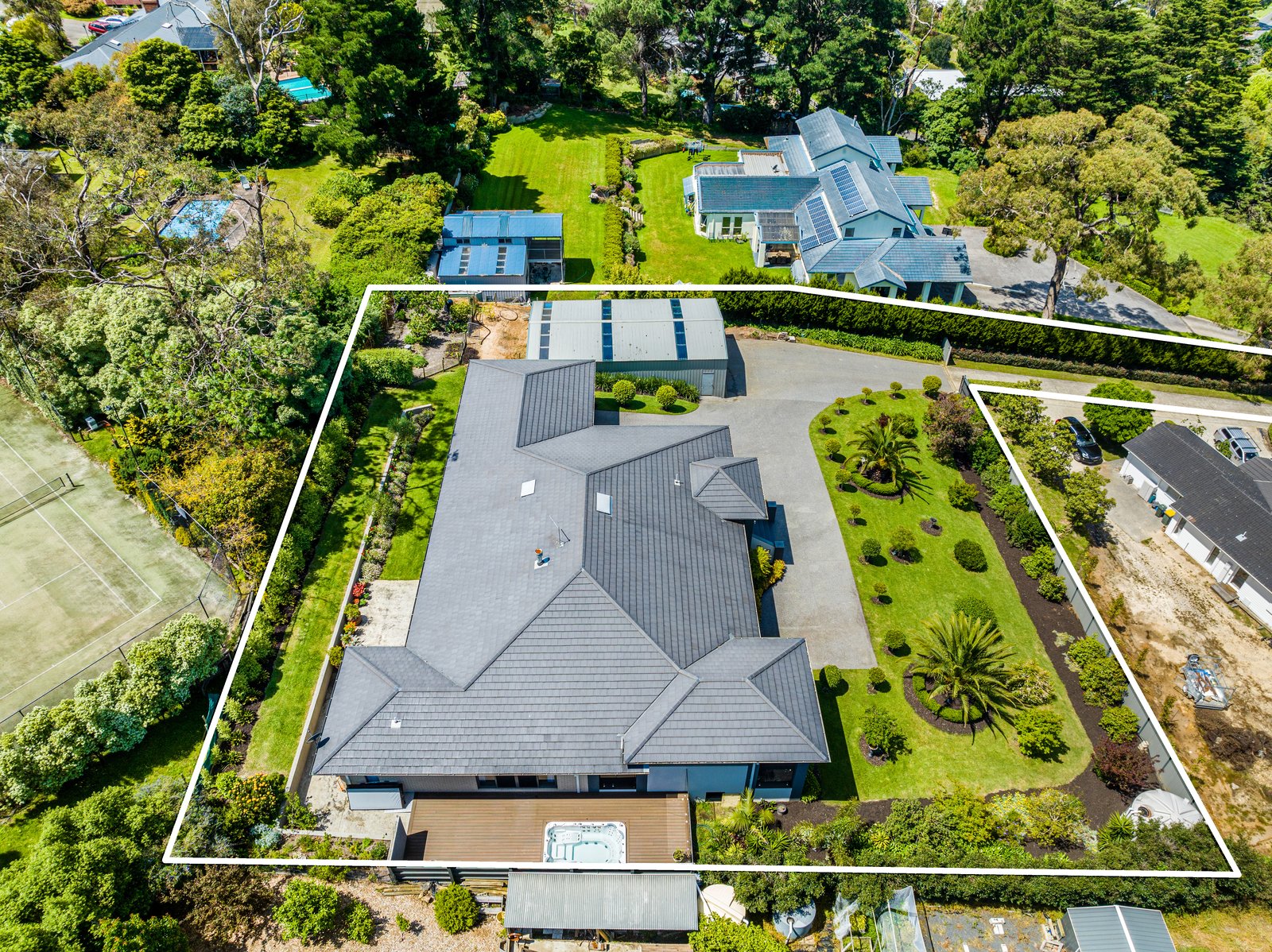 Property Gallery Thumbnail 11