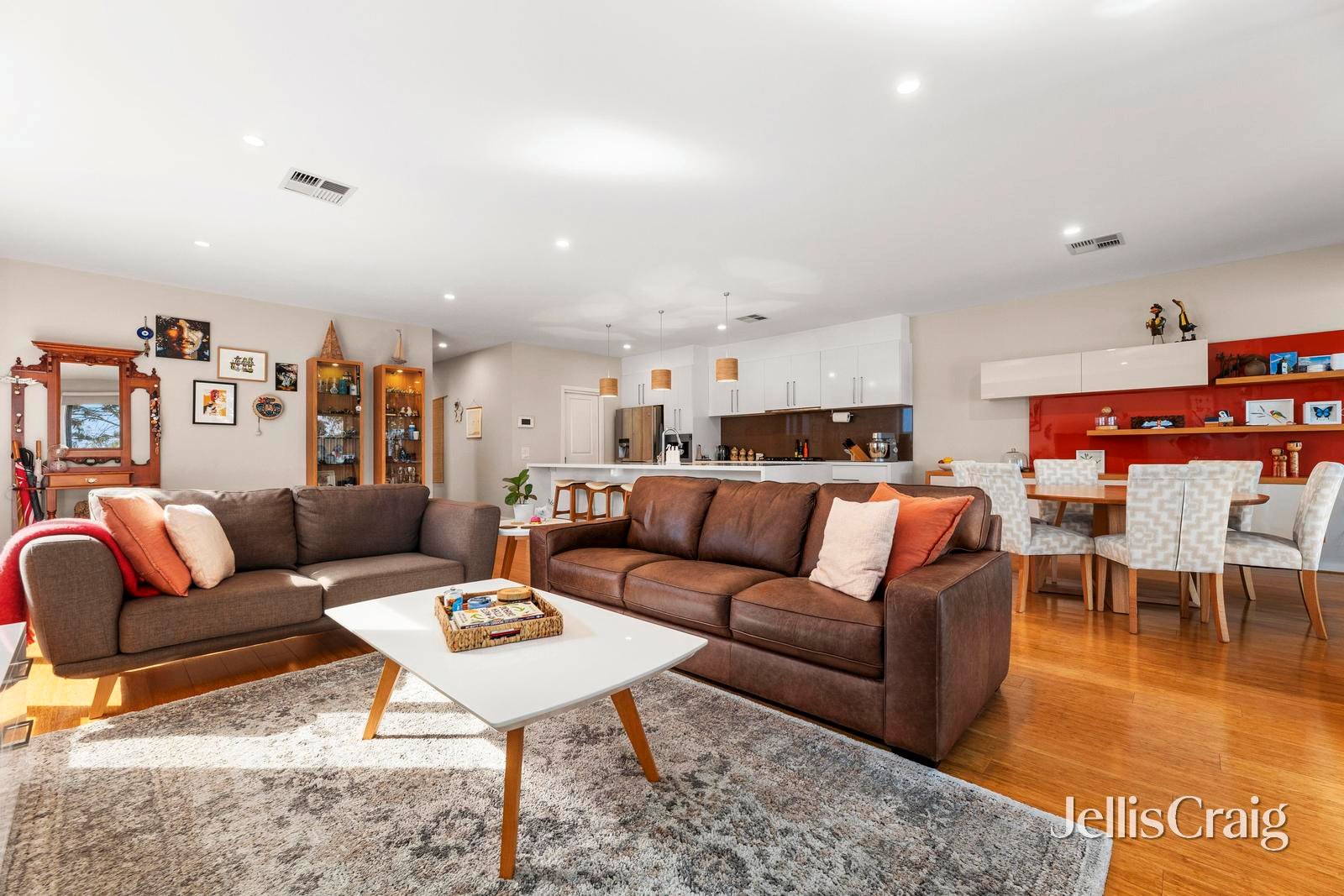 26A Tamarisk Avenue, Glen&nbsp;Waverley image 2
