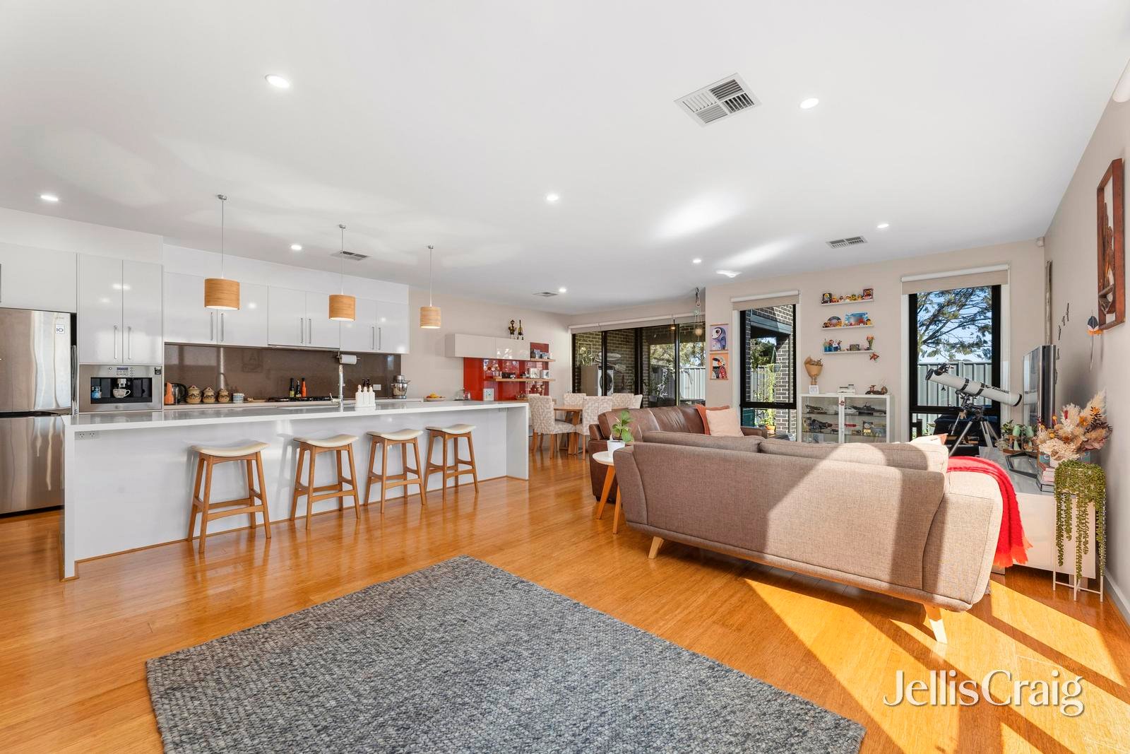 26A Tamarisk Avenue, Glen&nbsp;Waverley image 6