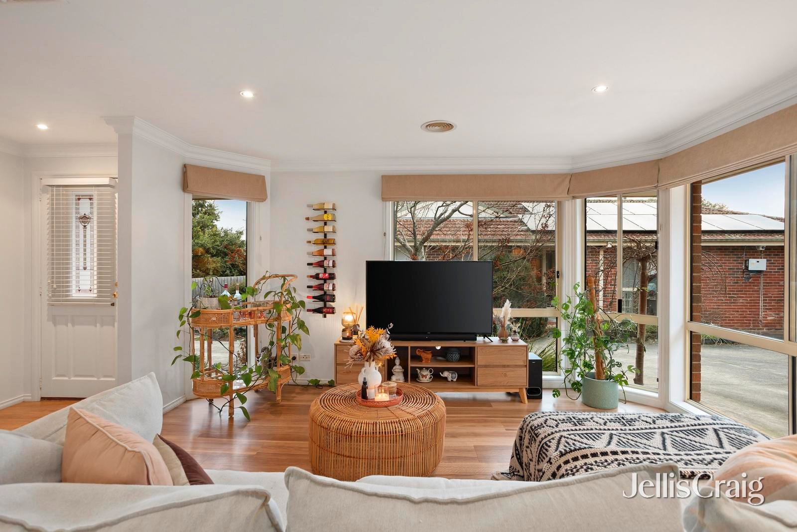 2/6A Tower Street, Kilsyth image 4