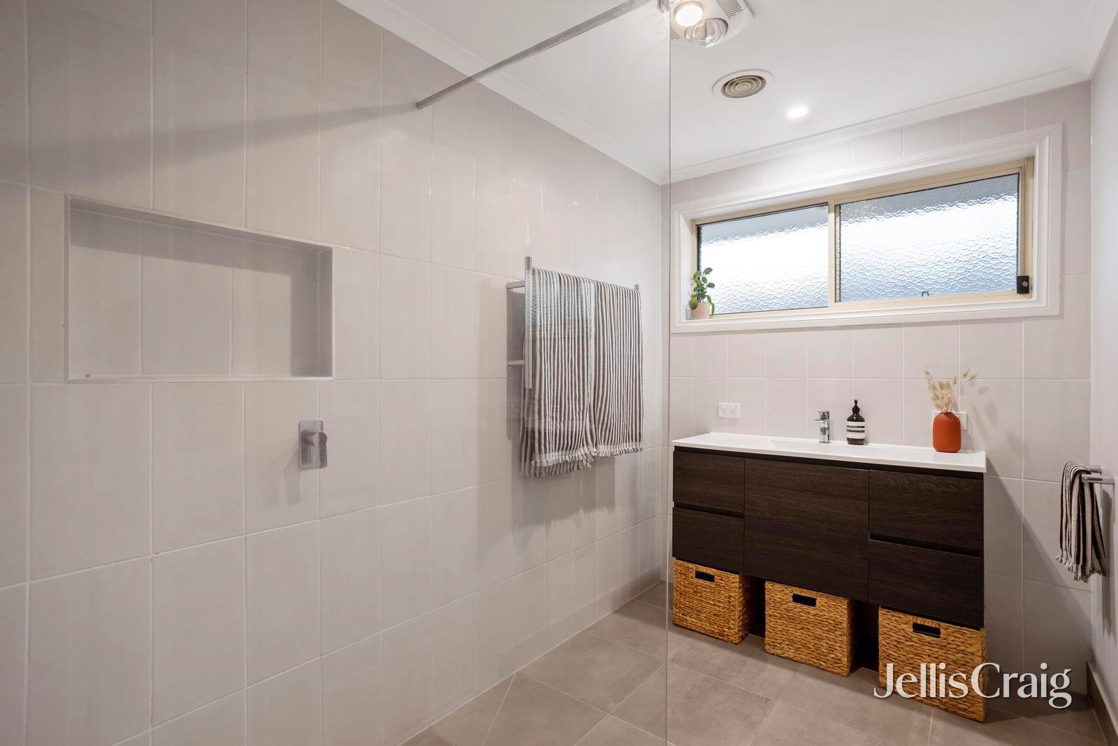 2/6A Tower Street, Kilsyth image 11