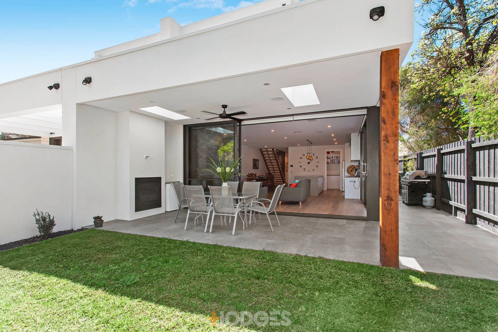 26b Cannes Grove Beaumaris