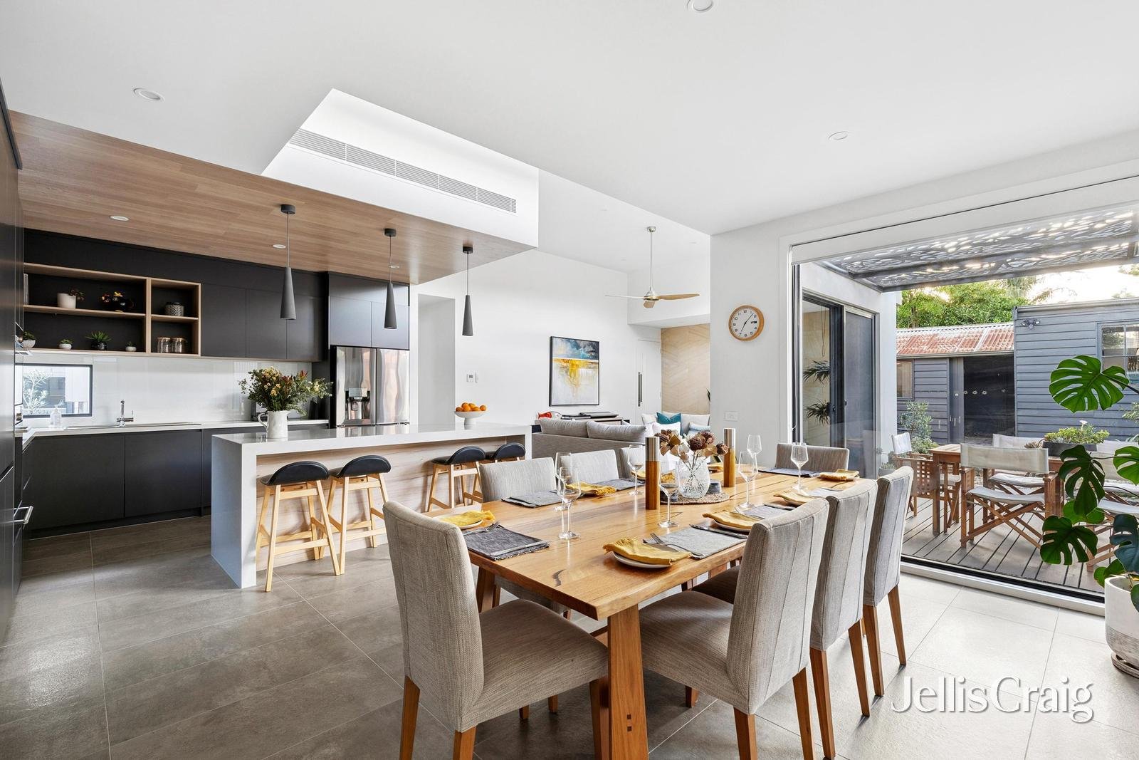 26B Noble Street, Newtown image 3