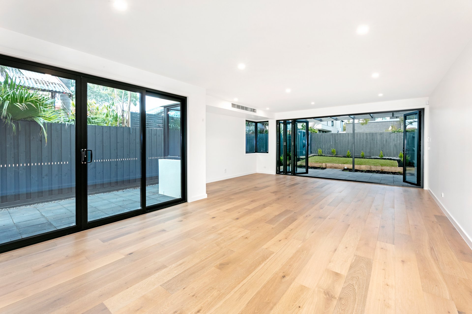 26B Tovan Akas Ave  Bentleigh