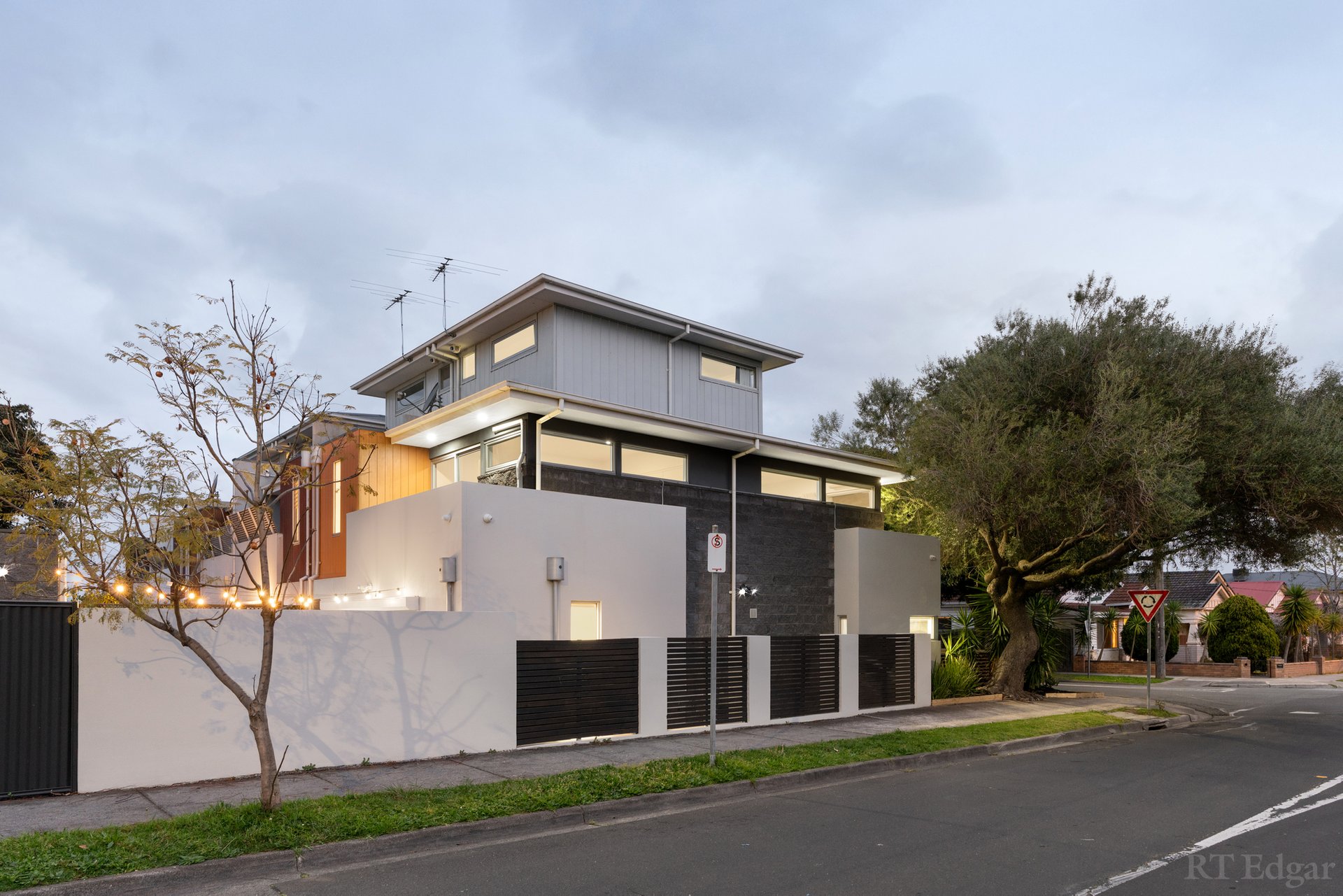 Property Gallery Thumbnail 25