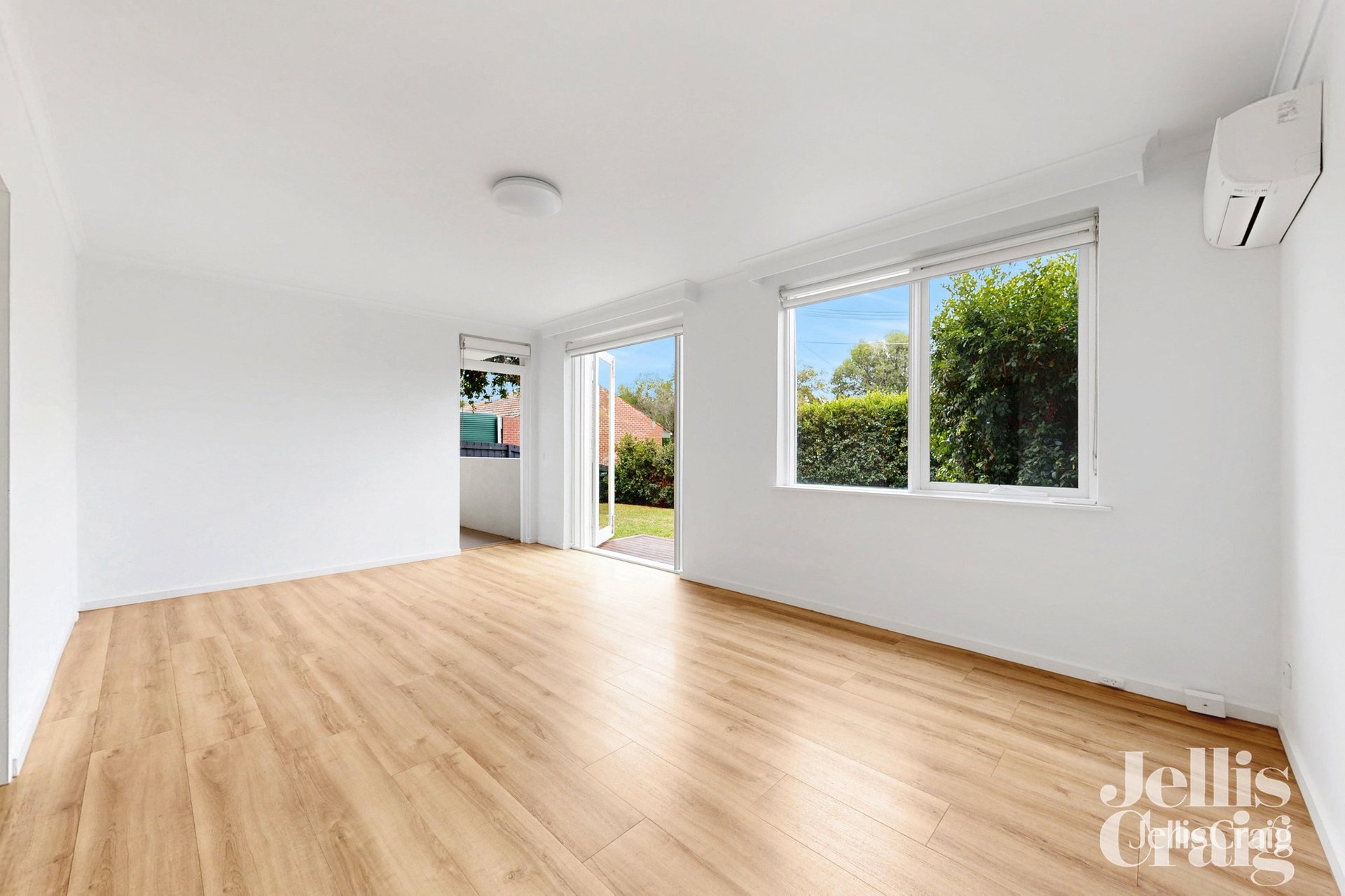 2/7-9 Salter Street, Essendon image 6