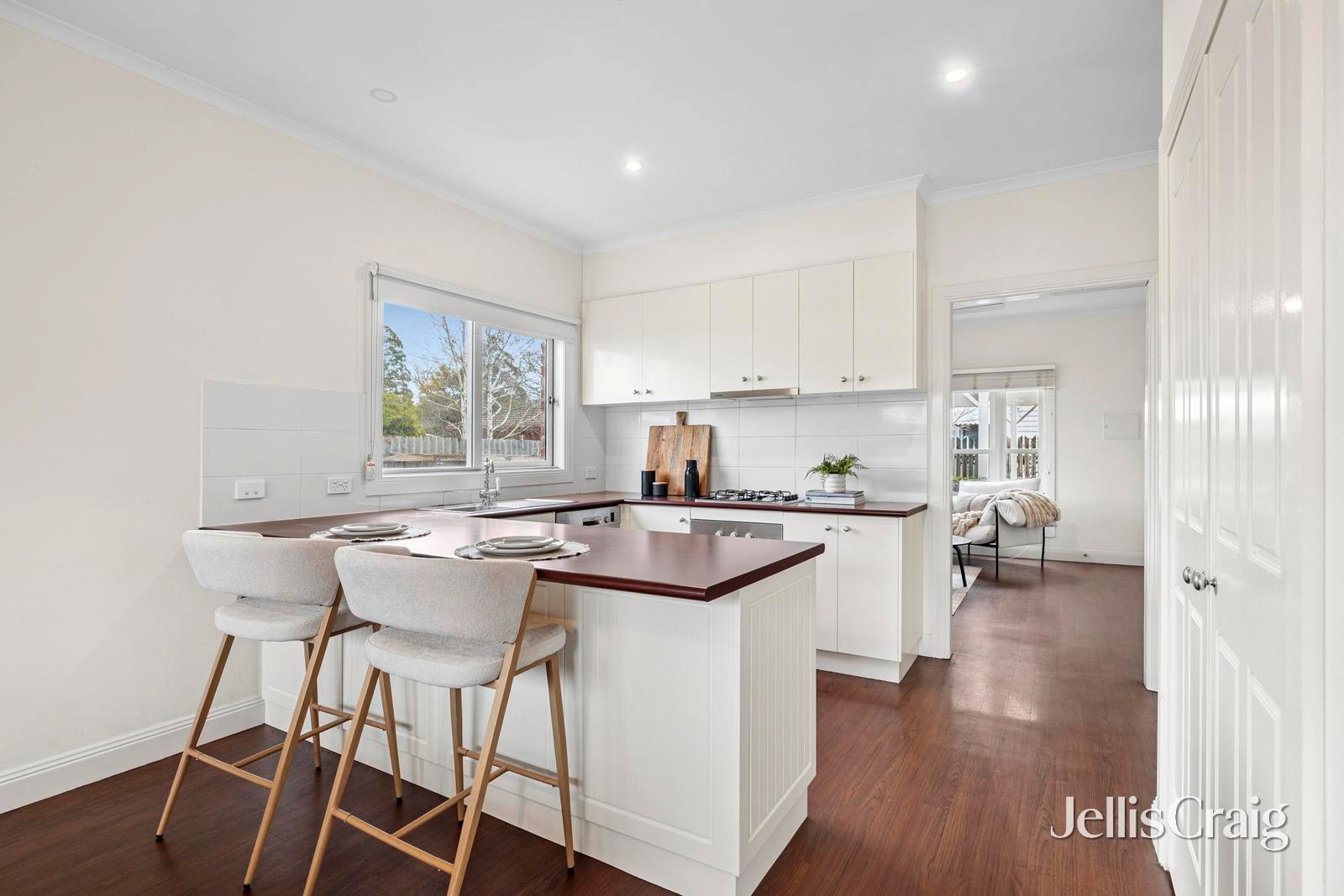 2/7-9 Simpson Street, Kyneton image 6