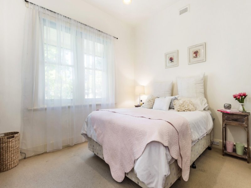 27 Acacia Street, Box Hill image 5