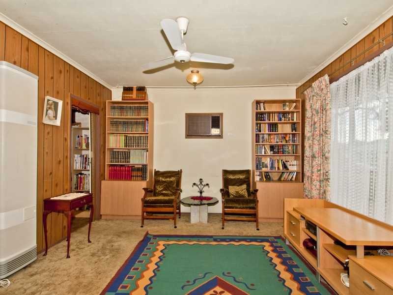 27 Andrew Street, Newcomb image 4