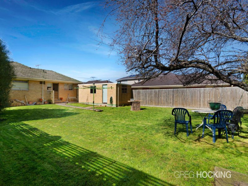 27 Angus Avenue, Altona North image 4