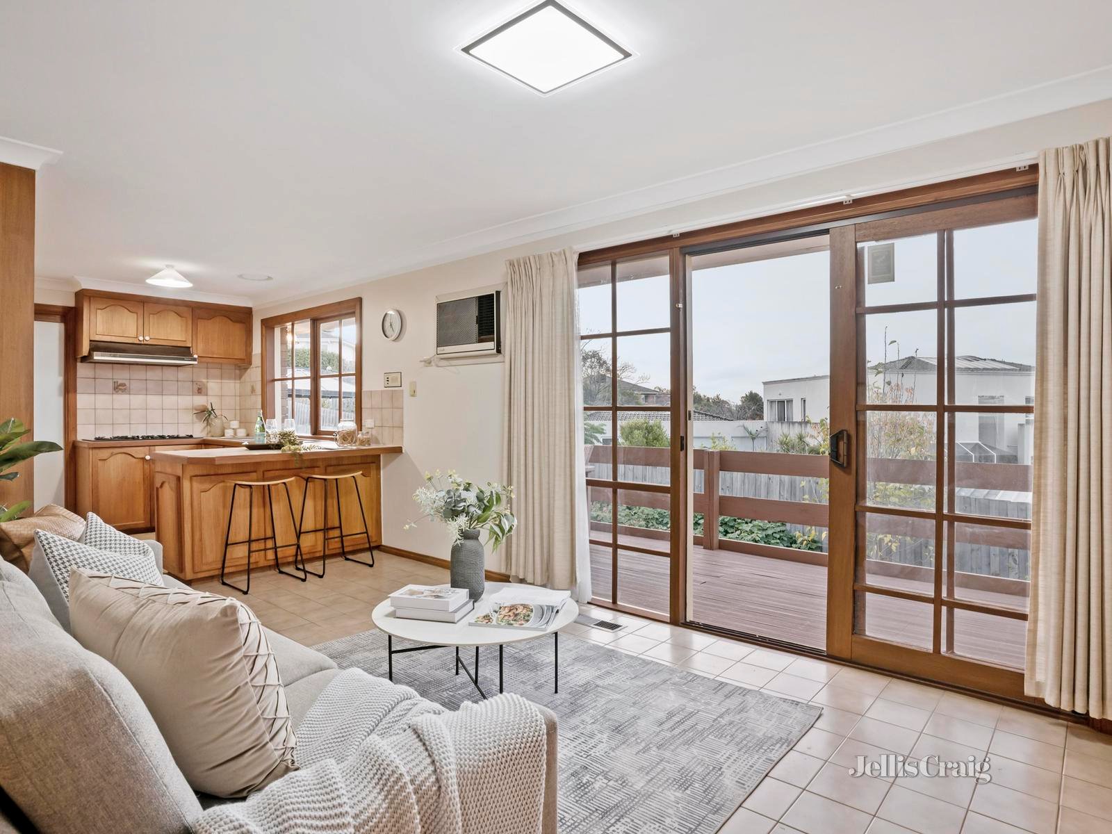 27 Ashton Rise, Doncaster East image 3