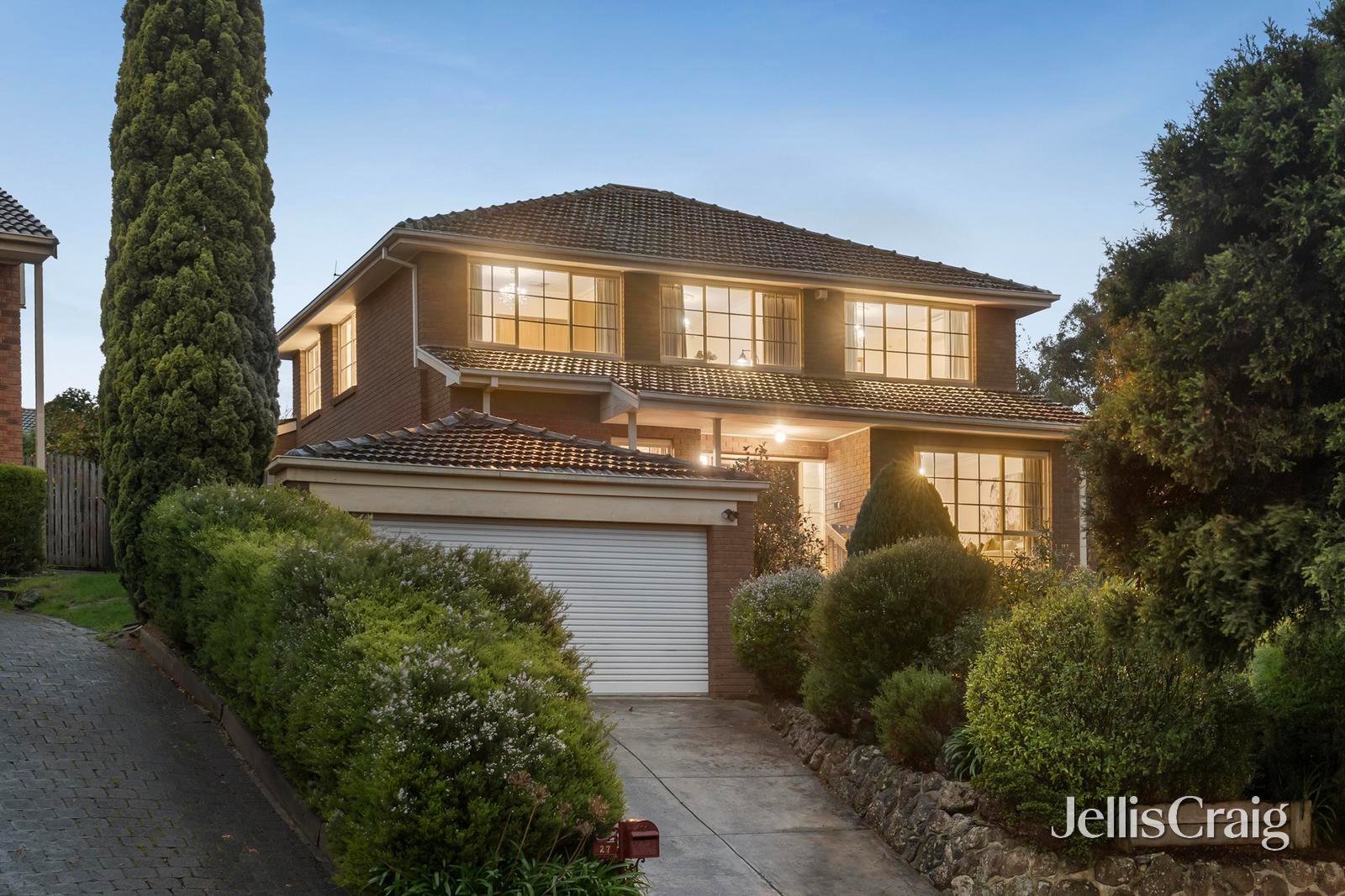 27 Aumann Drive, Templestowe image 1